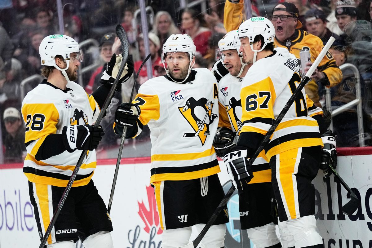 Rust and Chinakhov send streaking Penguins past Red Wings - Observer ...